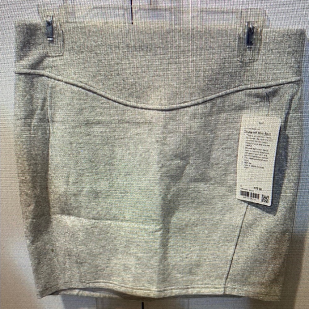 NWT Lululemon Scuba Gray Mini Skirt - Sz L